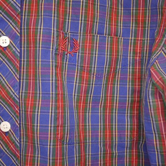 Fred Perry Button Up - Picture 3 of 5